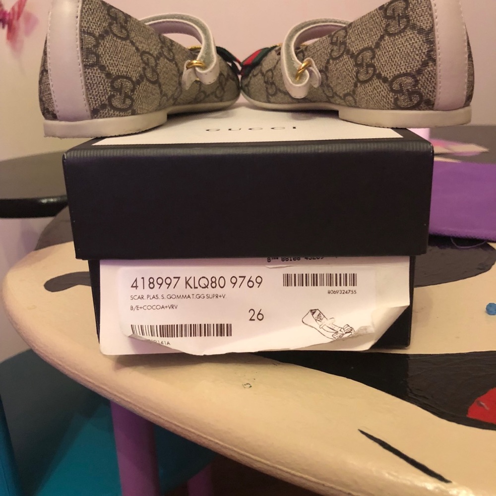 Authentic Little Girls Gucci Shoes - Picture 2 of 2